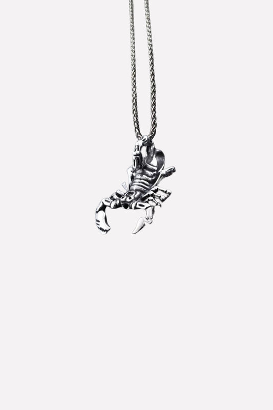 THE SCORPION NECKLACE