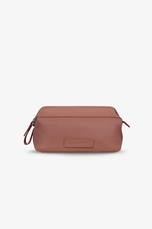 LIABILITY TOILETRIES BAG (Dusty Rose)