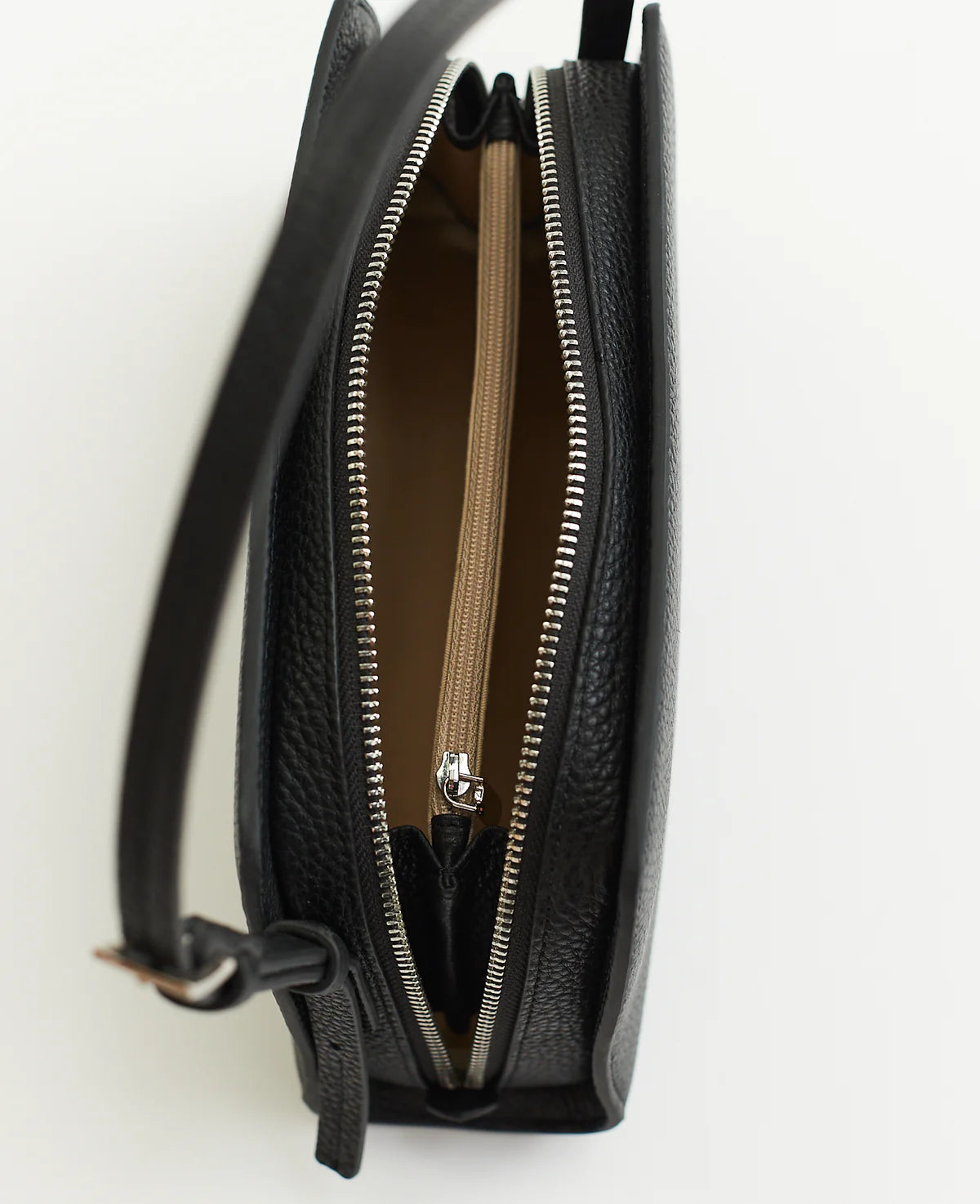 CLARA SHOULDER BAG (Black Leather)
