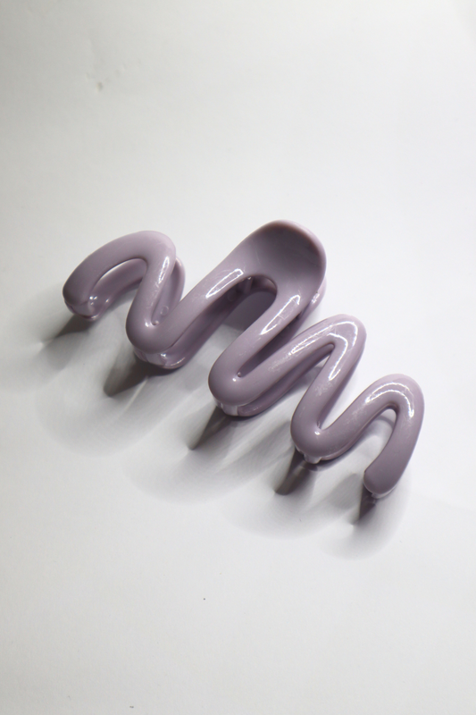 SQUIGGLE HAIR CLAW (Violet)