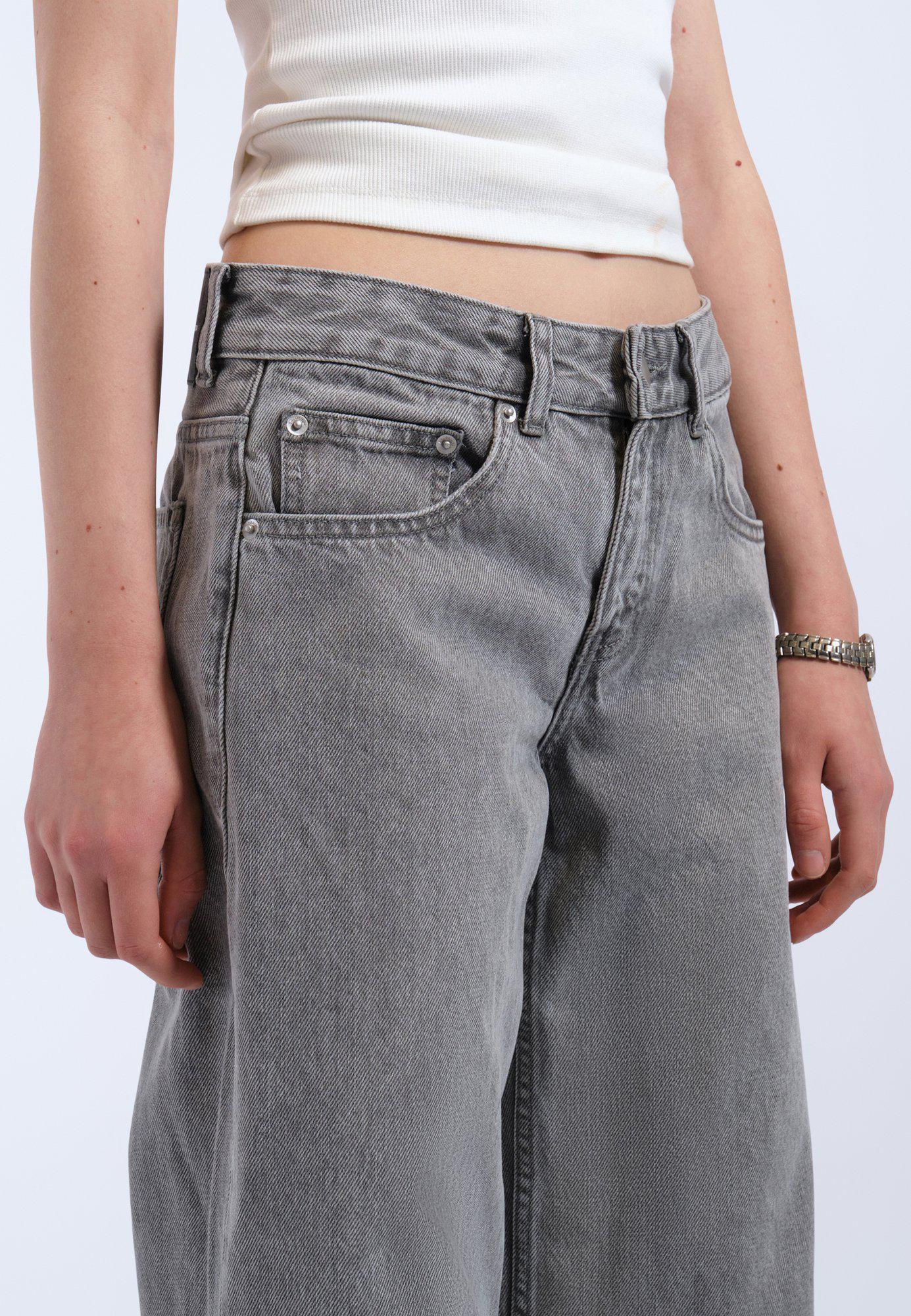 RHUE JEANS (Ash Grey)