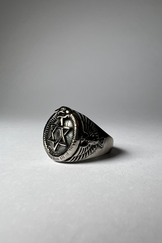 THE CHUNKY WARLOCK RING