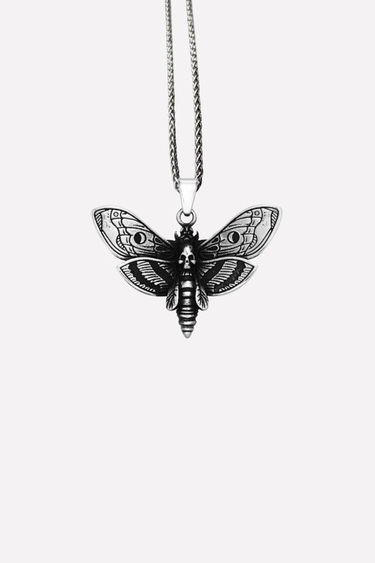 THE MOTH NECKLACE