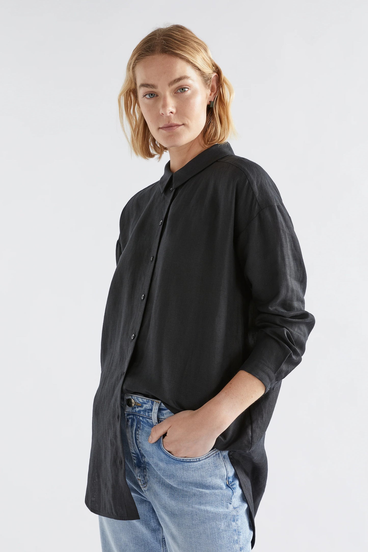 YENNA SHIRT (Black)