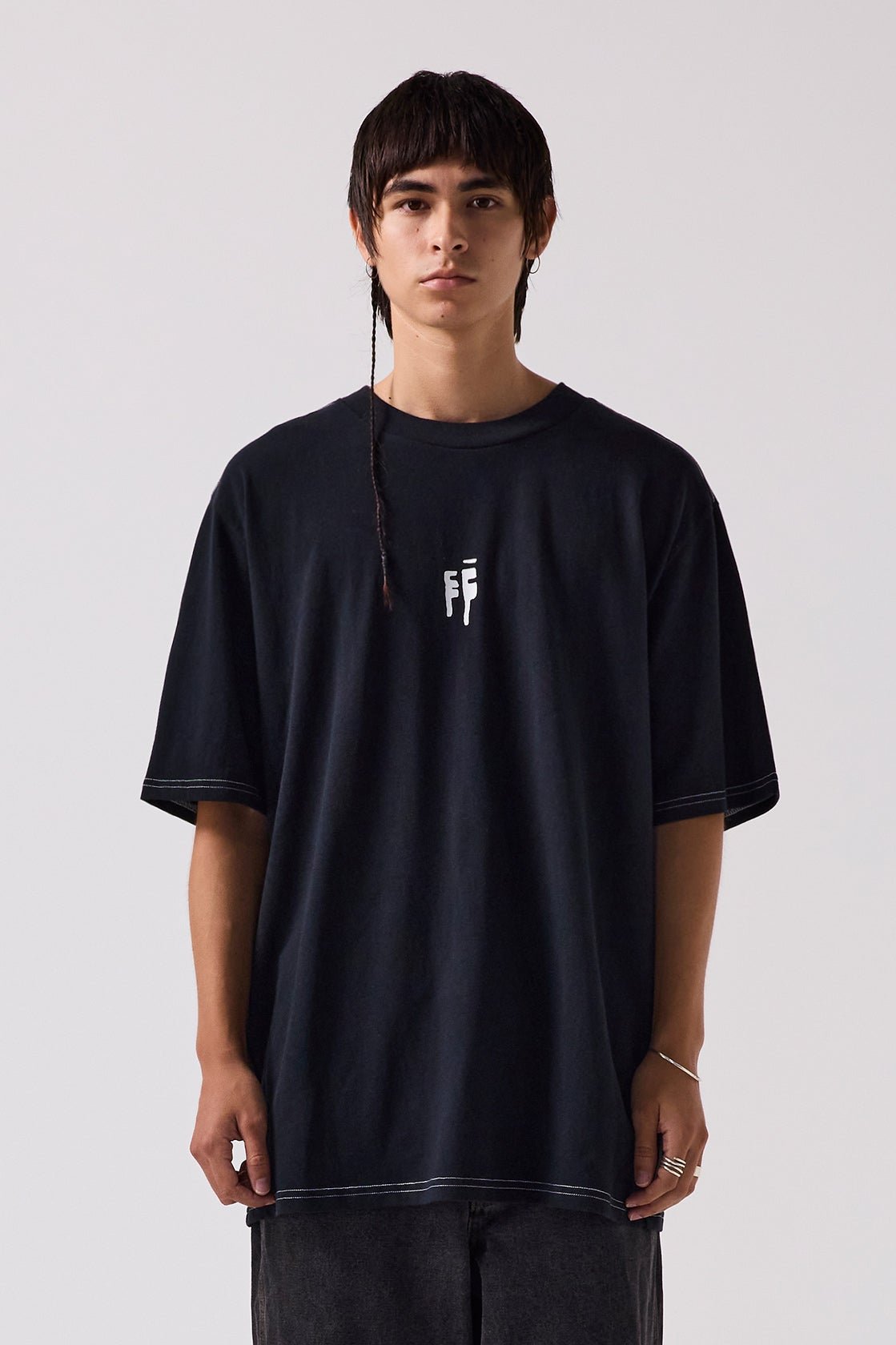 SKEWER OVERSIZED TEE (Black)