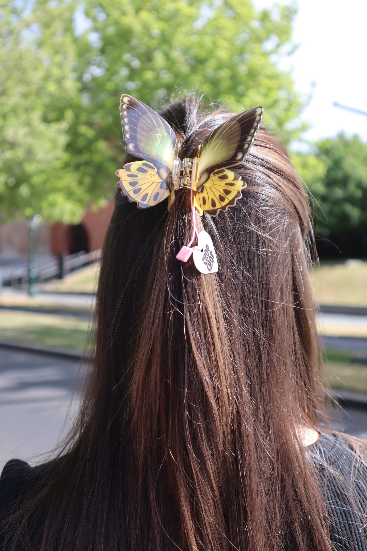 BUTTERFLY HAIR CLAW (Must/Blk)