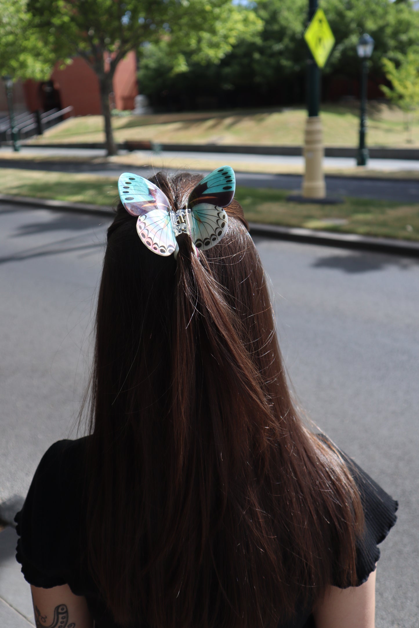 BUTTERFLY HAIR CLAW (Aqua/Whi)