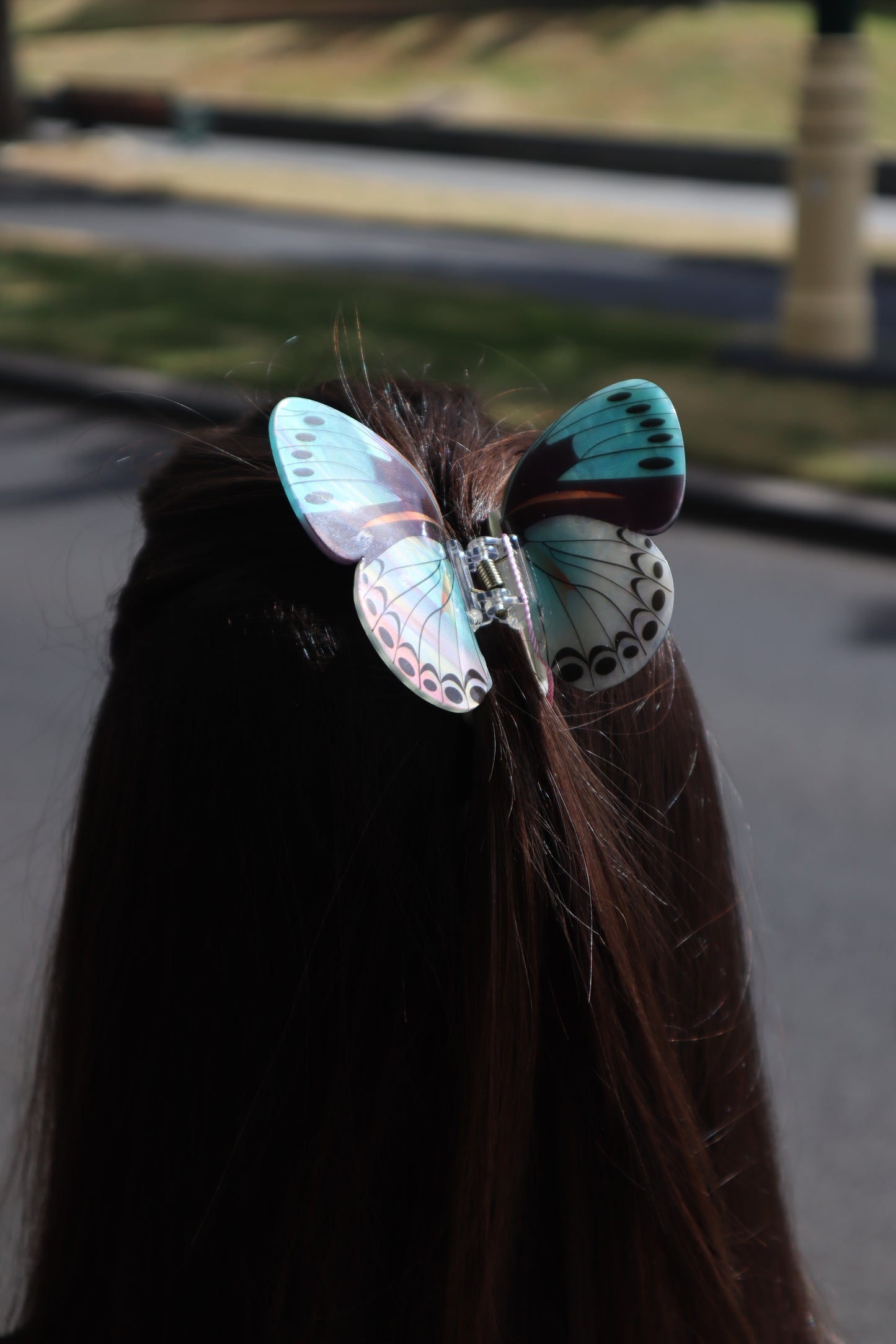 BUTTERFLY HAIR CLAW (Aqua/Whi)