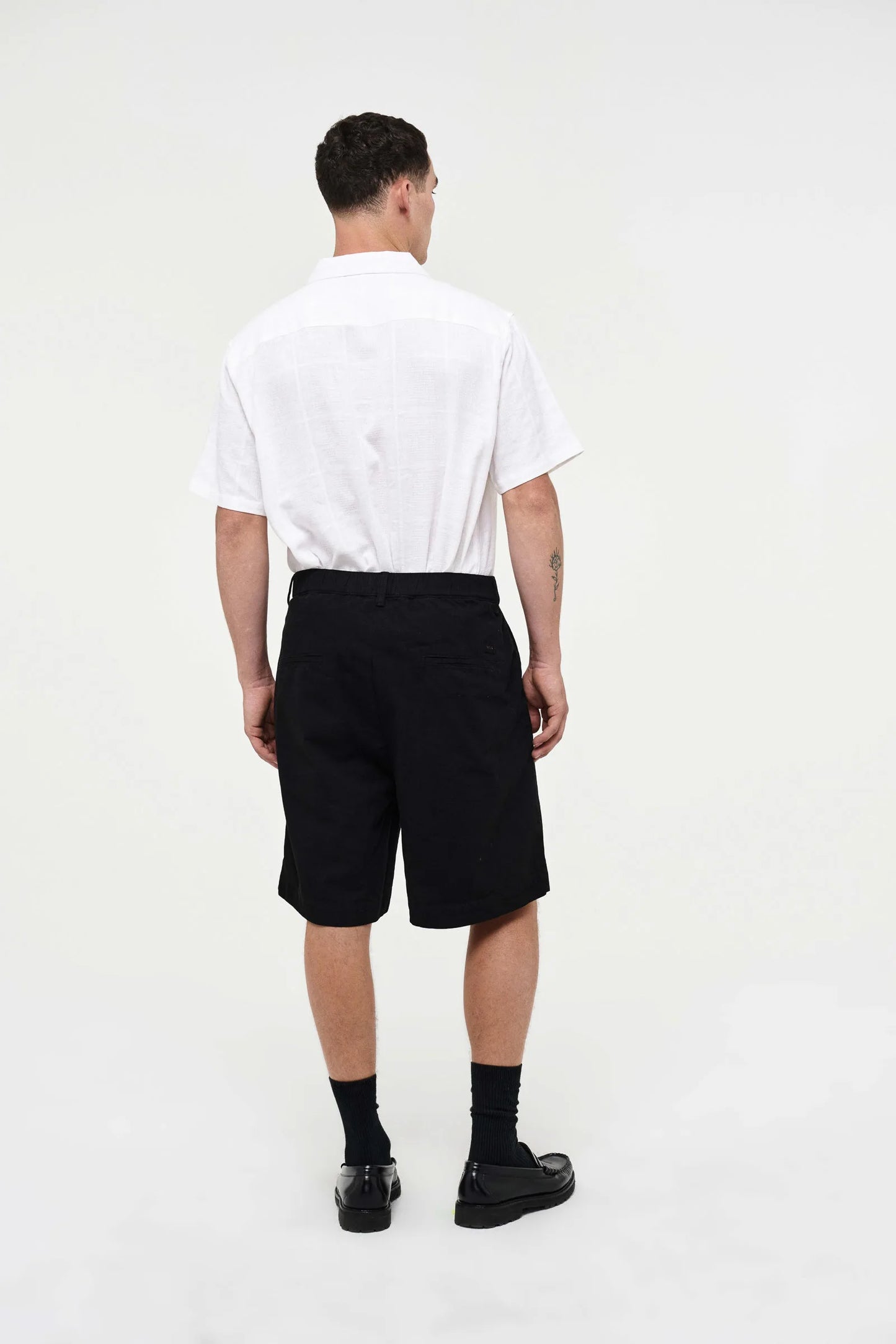 RIVER RELAXED SHORT (Black)