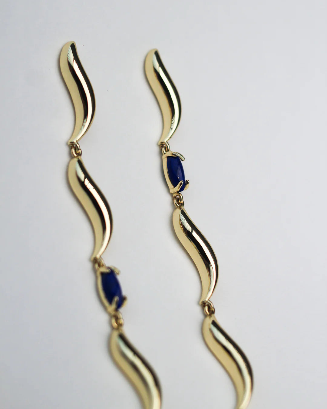 WIPEOUT DROP EARRINGS (Lapris)