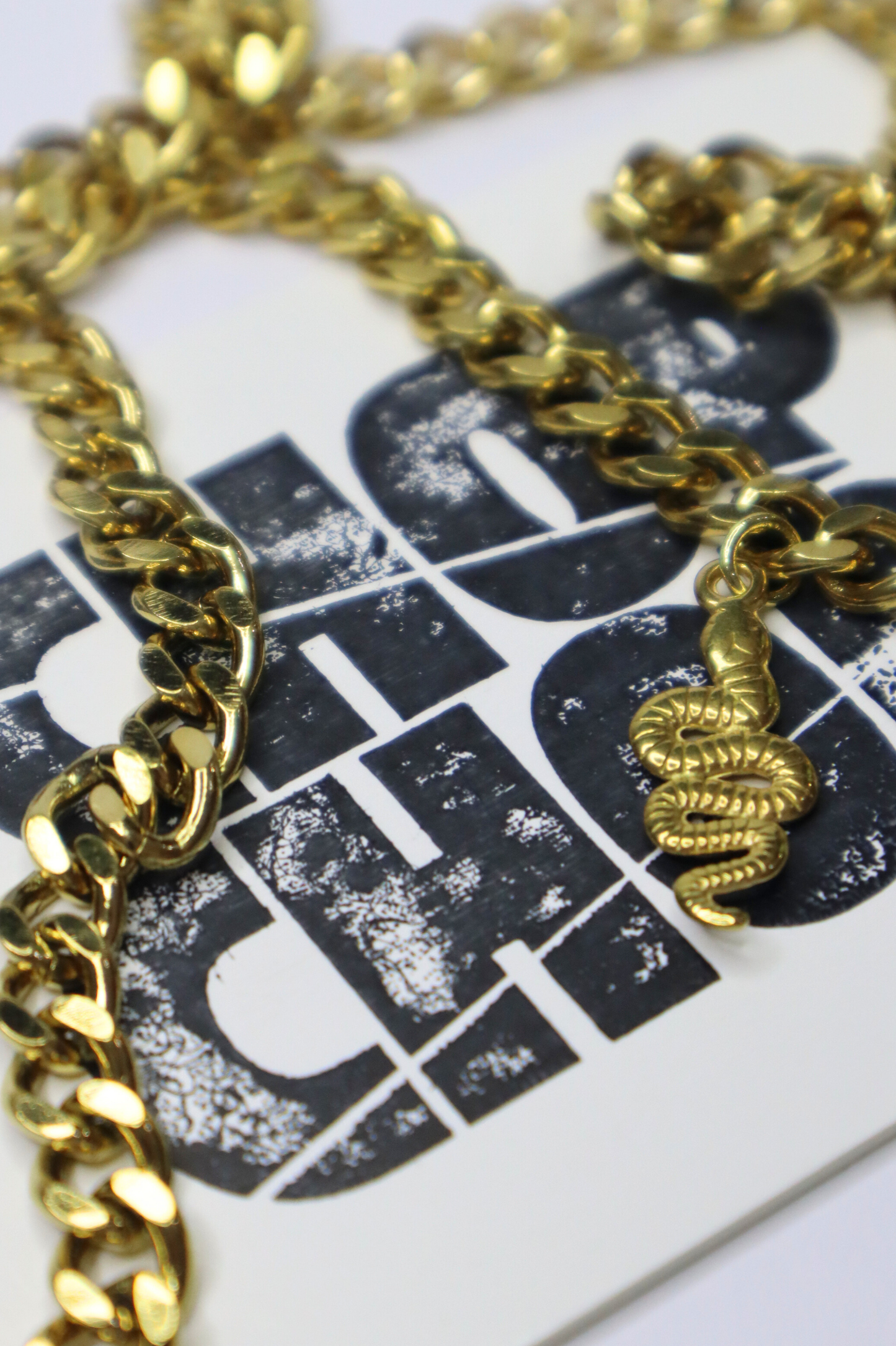 SNAKE GOLD NECKLACE