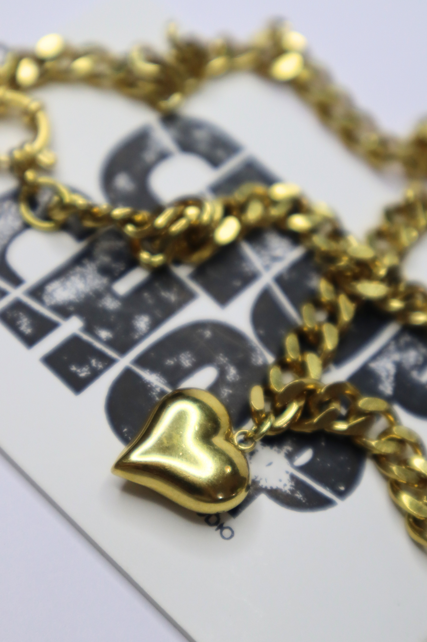 HEART GOLD NECKLACE