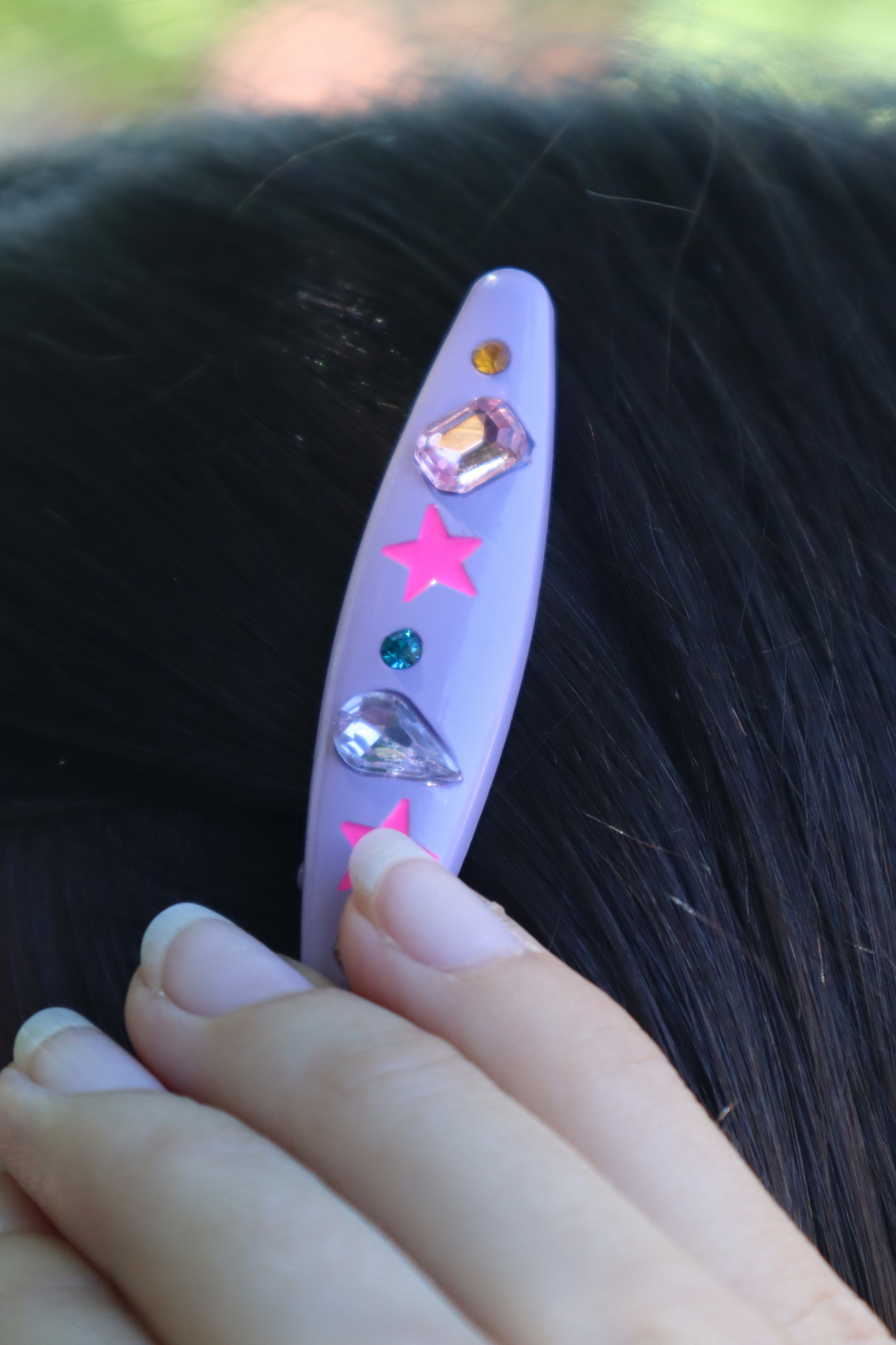 BEDAZZLE HAIR CLIP (Lilac)