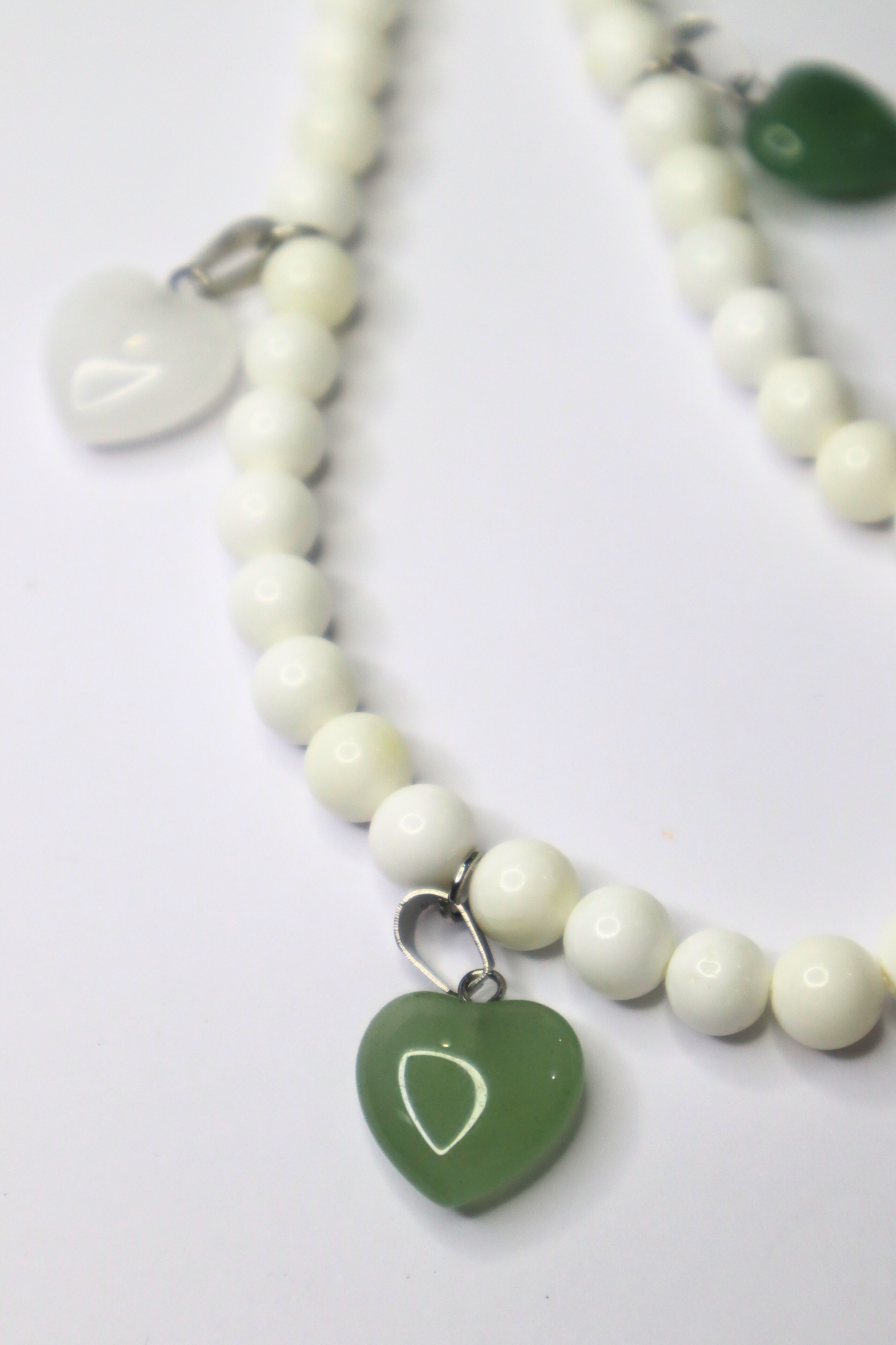 MANY HEARTS NECKLACE (Cloud/Sage)