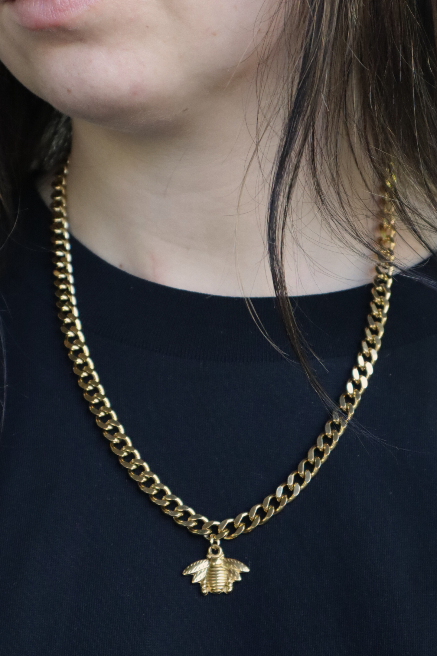 BEE GOLD NECKLACE