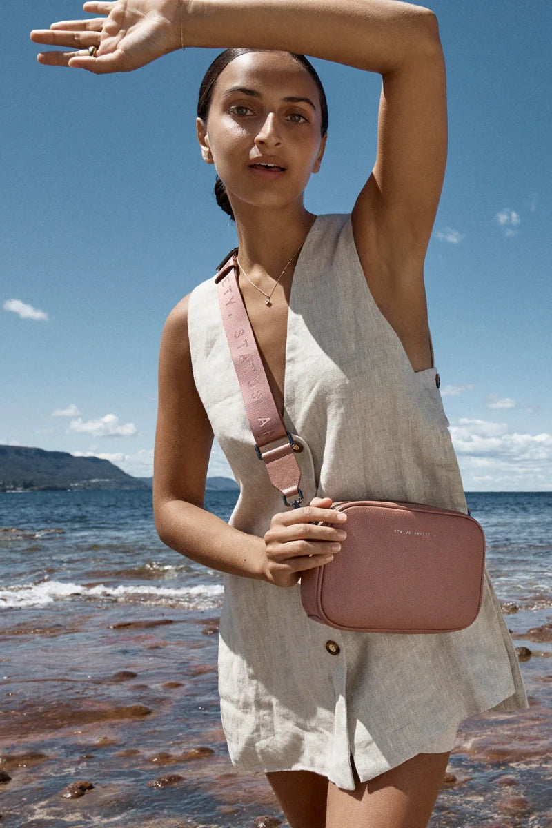 PLUNDER WITH WEB STRAP BAG (Dusty Rose)