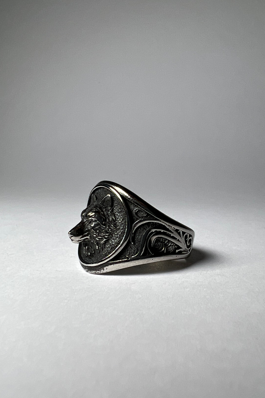 THE WOLF RING